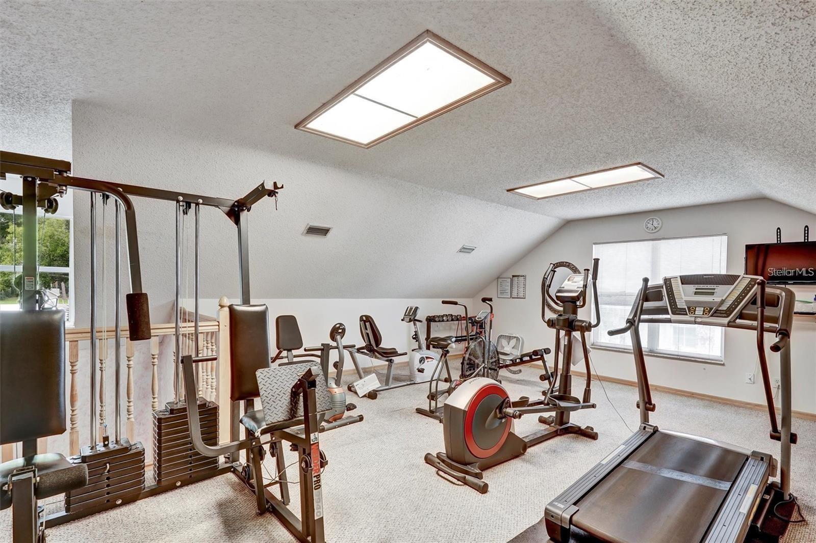 FAIRWAY PALMS A CONDO - Residential