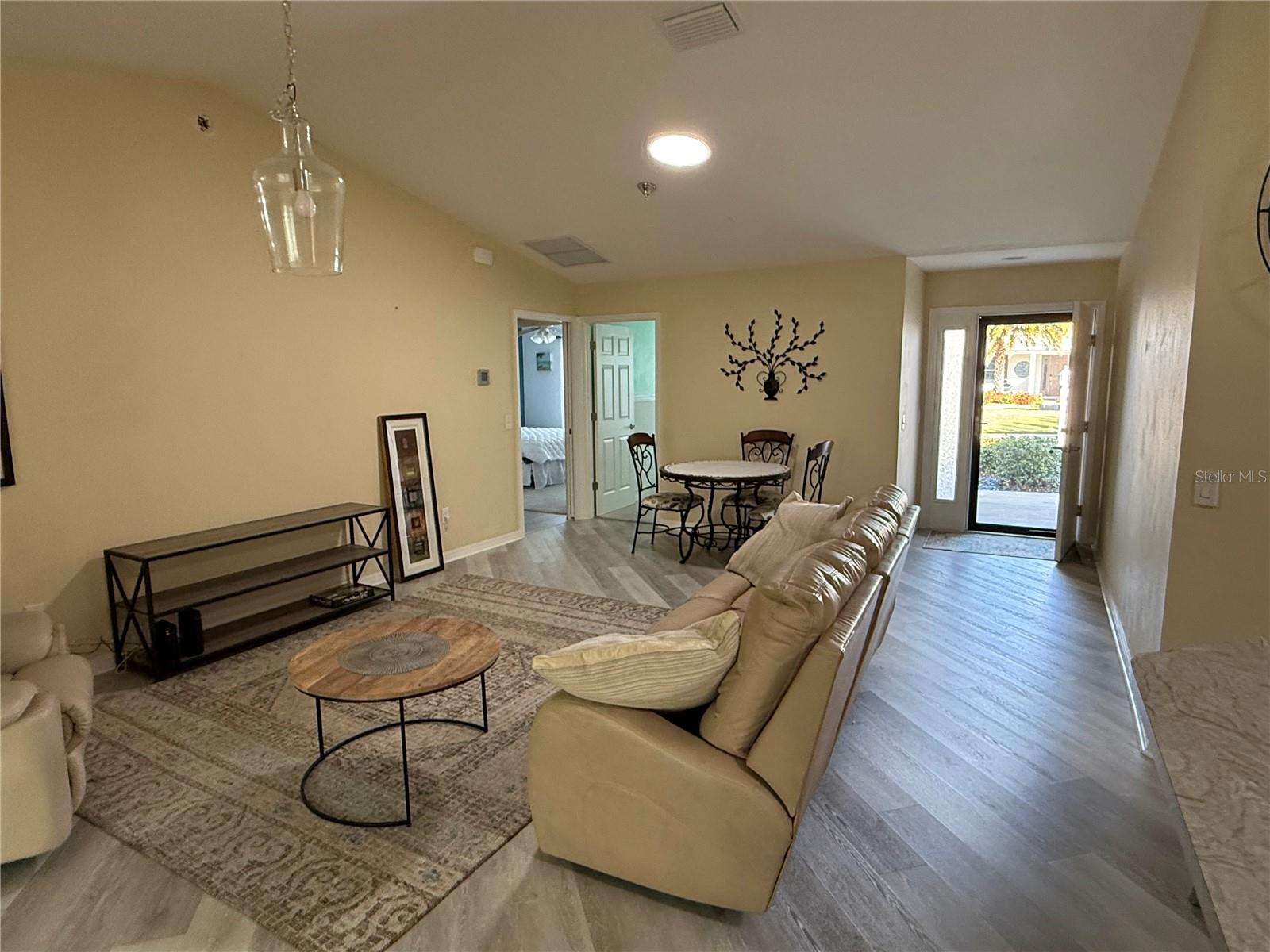 THE VILLAGES/FRUITLAND PARK - Residential