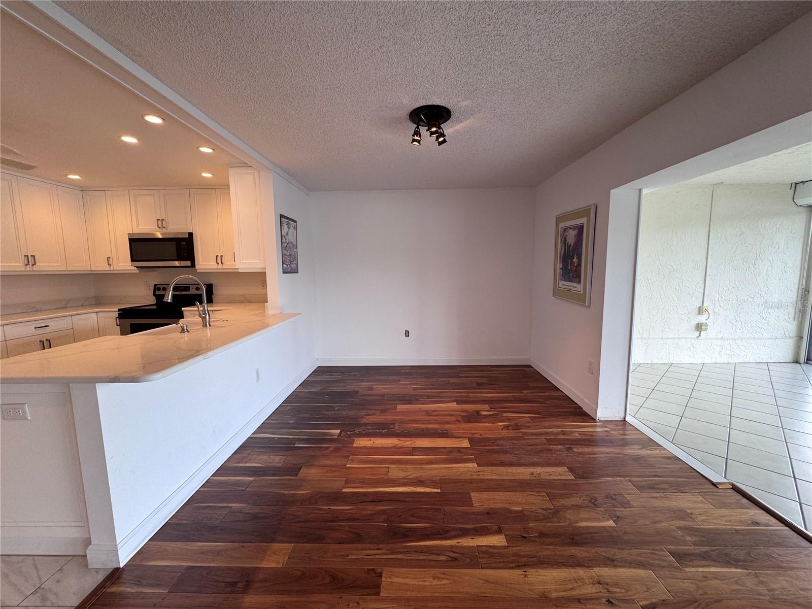 PALM-AIRE AT SARASOTA 9-A - Residential