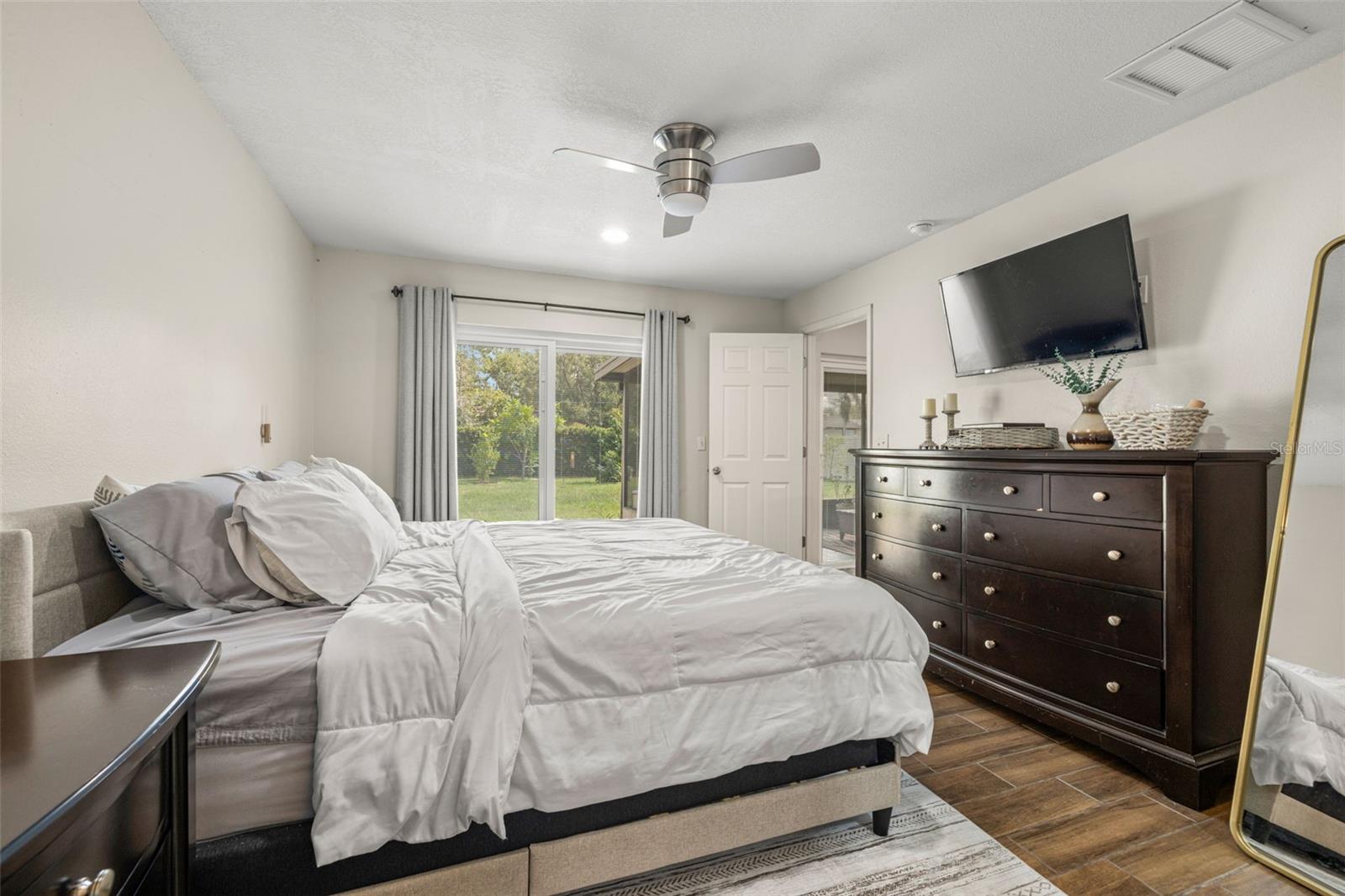CARROLLWOOD MEADOWS UNIT VIII - Residential