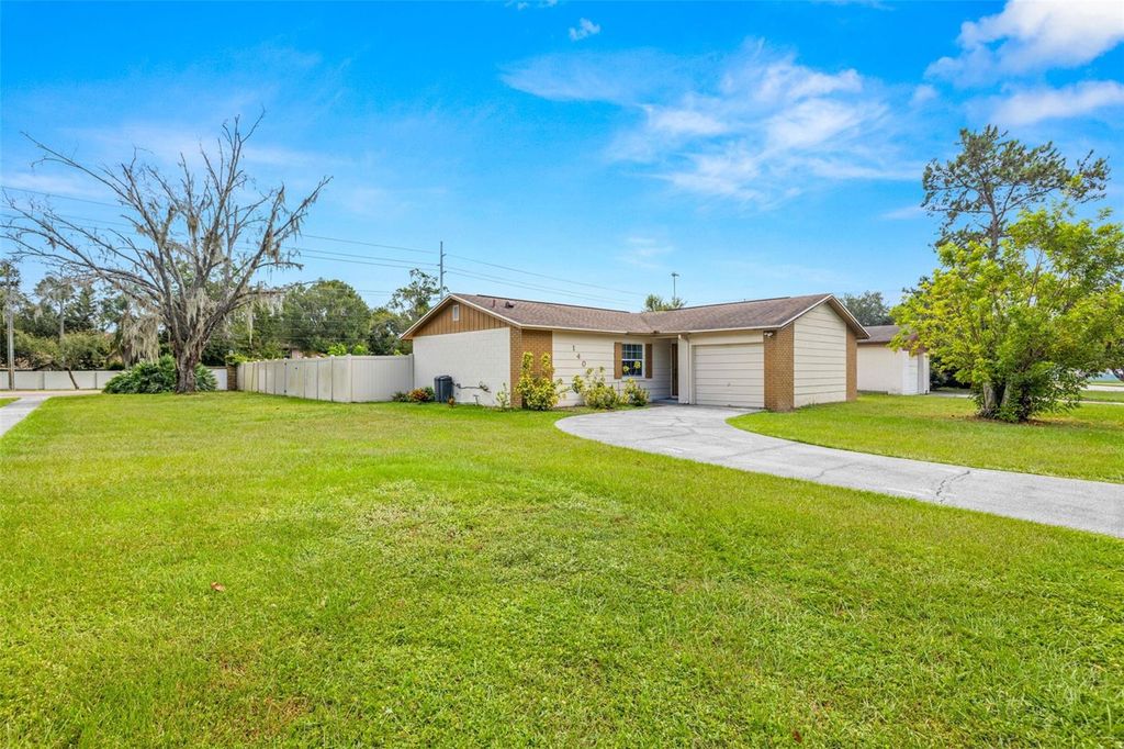 Photo of 14002 Arbor Knoll Circle, Tampa, FL 33625 (MLS # TB8435193)