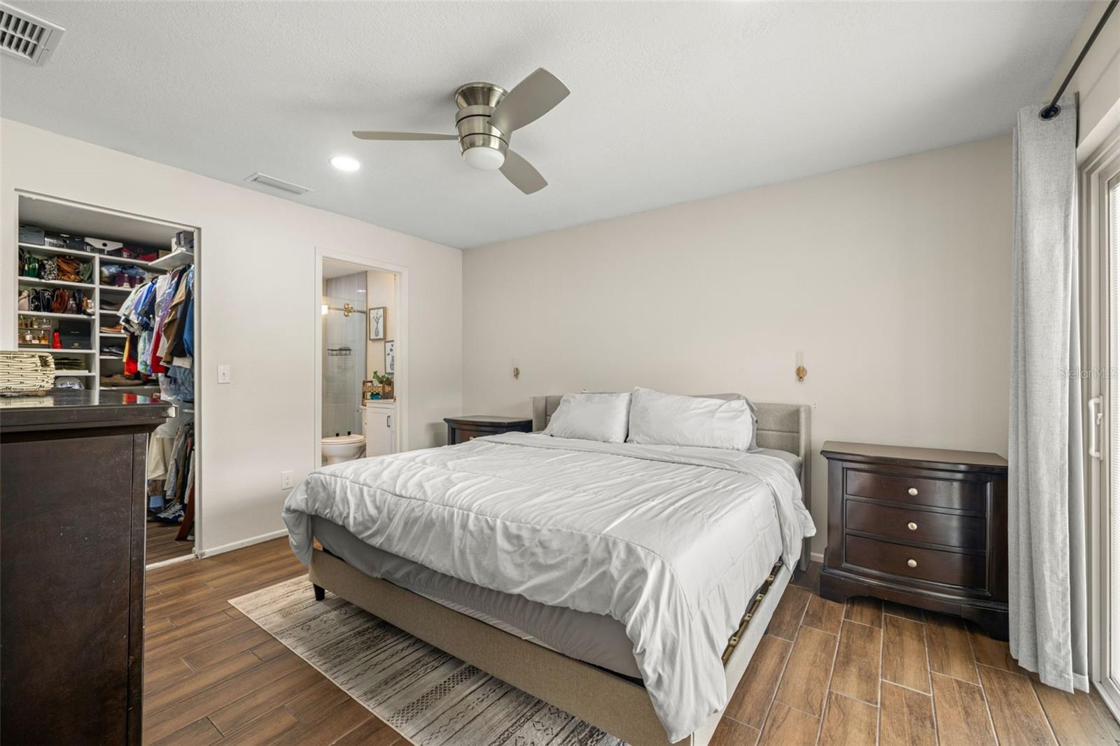 CARROLLWOOD MEADOWS UNIT VIII - Residential