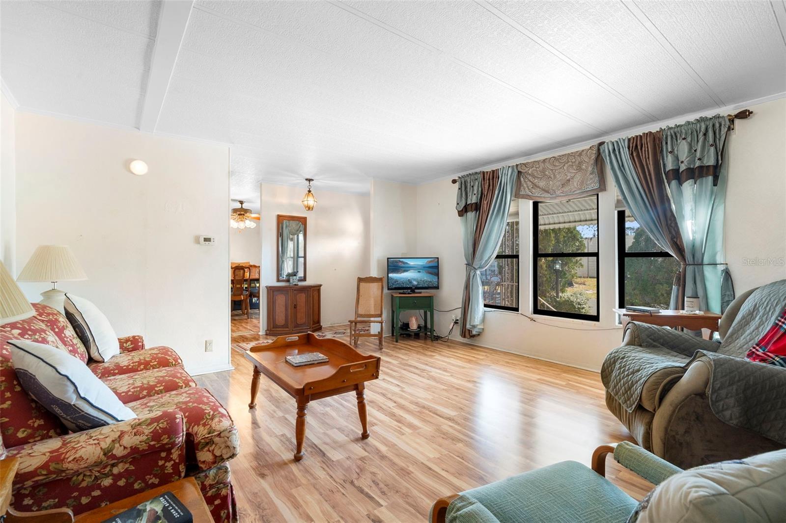 KOVE ESTATES COOP - Residential