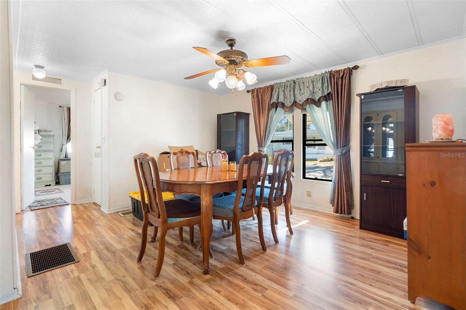 KOVE ESTATES COOP - Residential