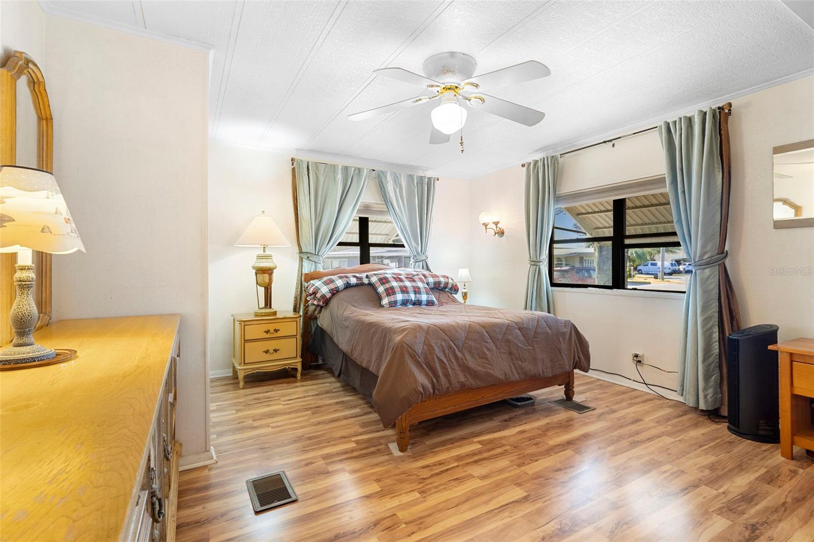 KOVE ESTATES COOP - Residential