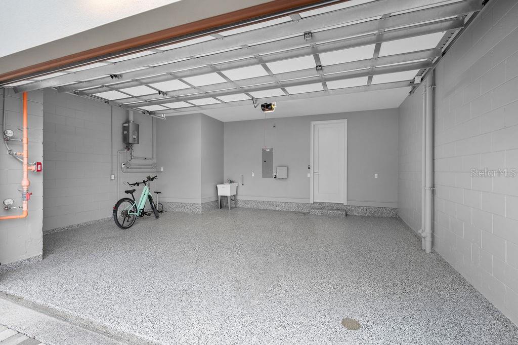 VALENCIA ROSEMARY PLACE TOWNSH - Residential