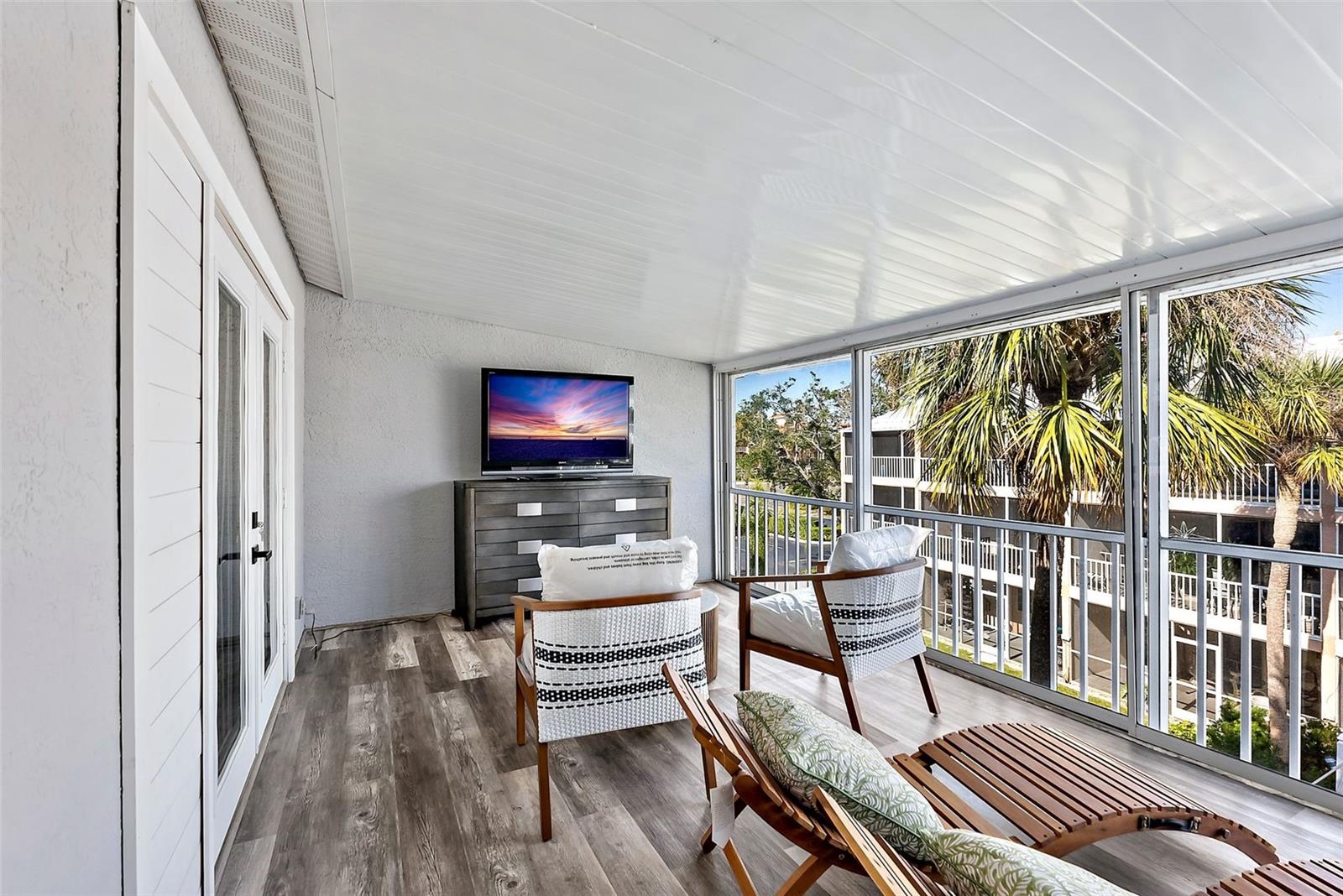 PALM ISLAND TWNHMS - Residential