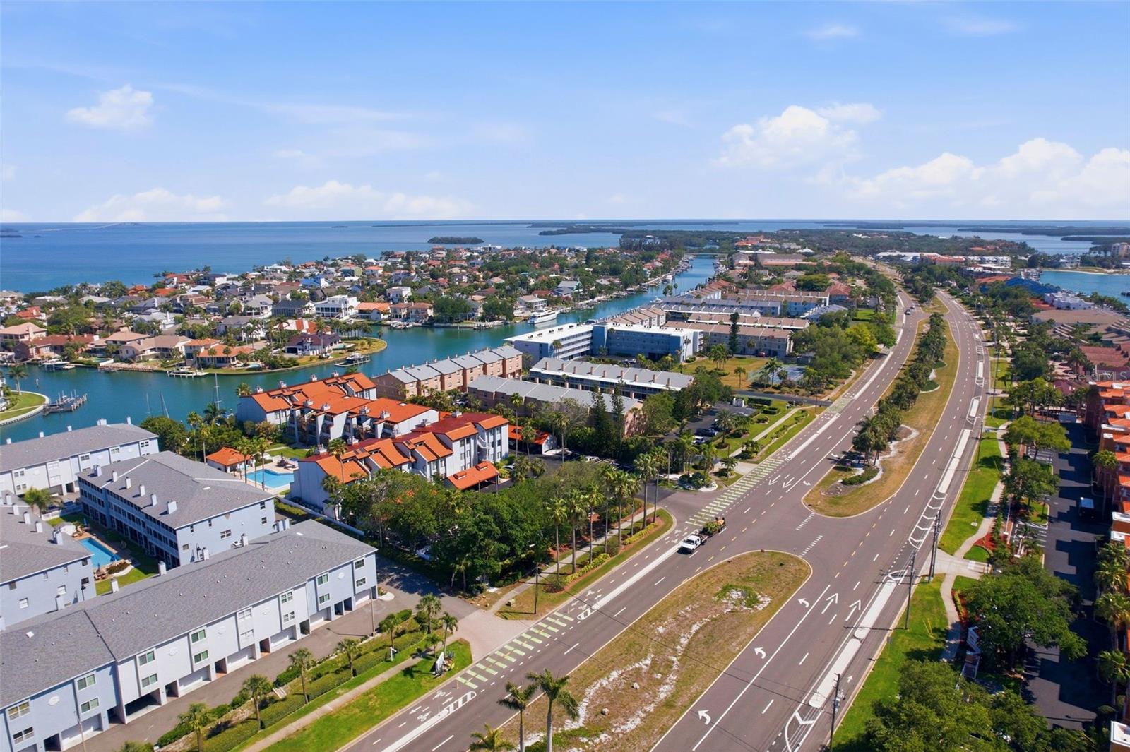 PALM ISLAND TWNHMS - Residential