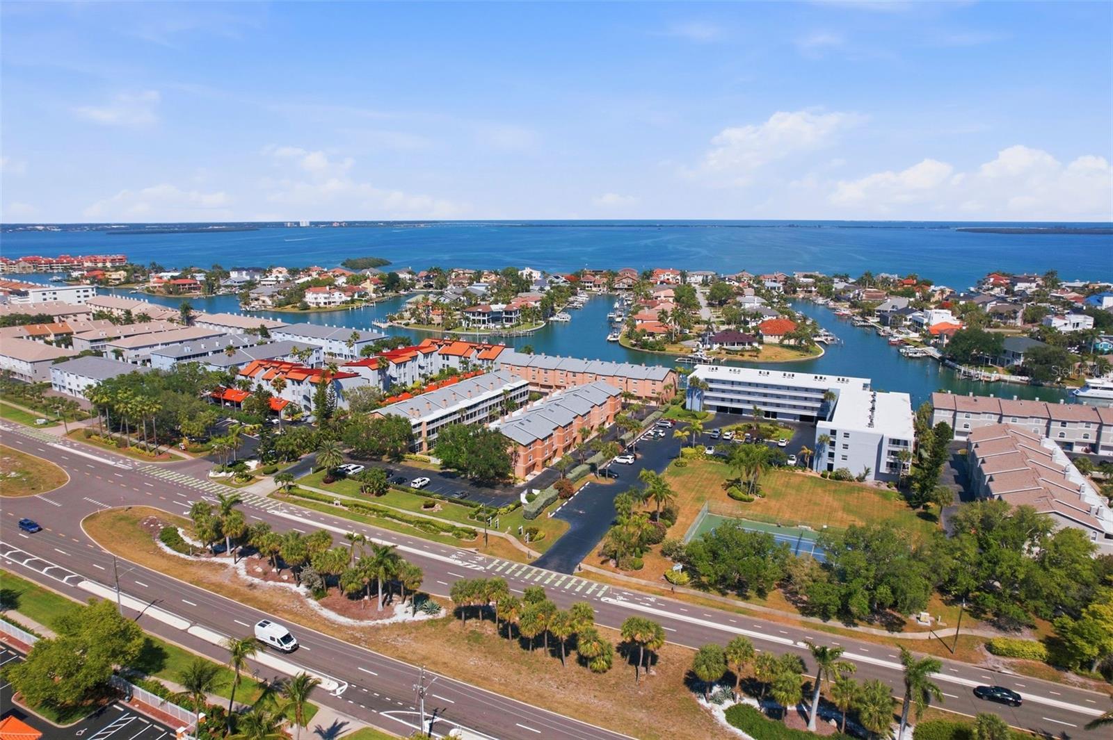 PALM ISLAND TWNHMS - Residential