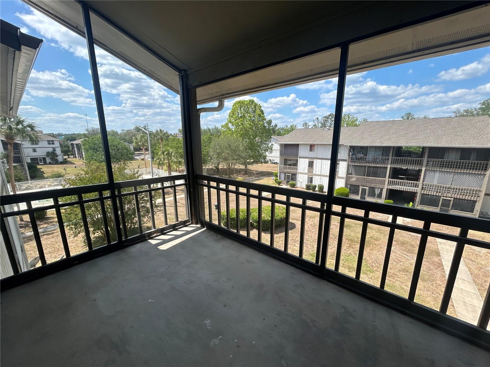 OAKS - Residential
