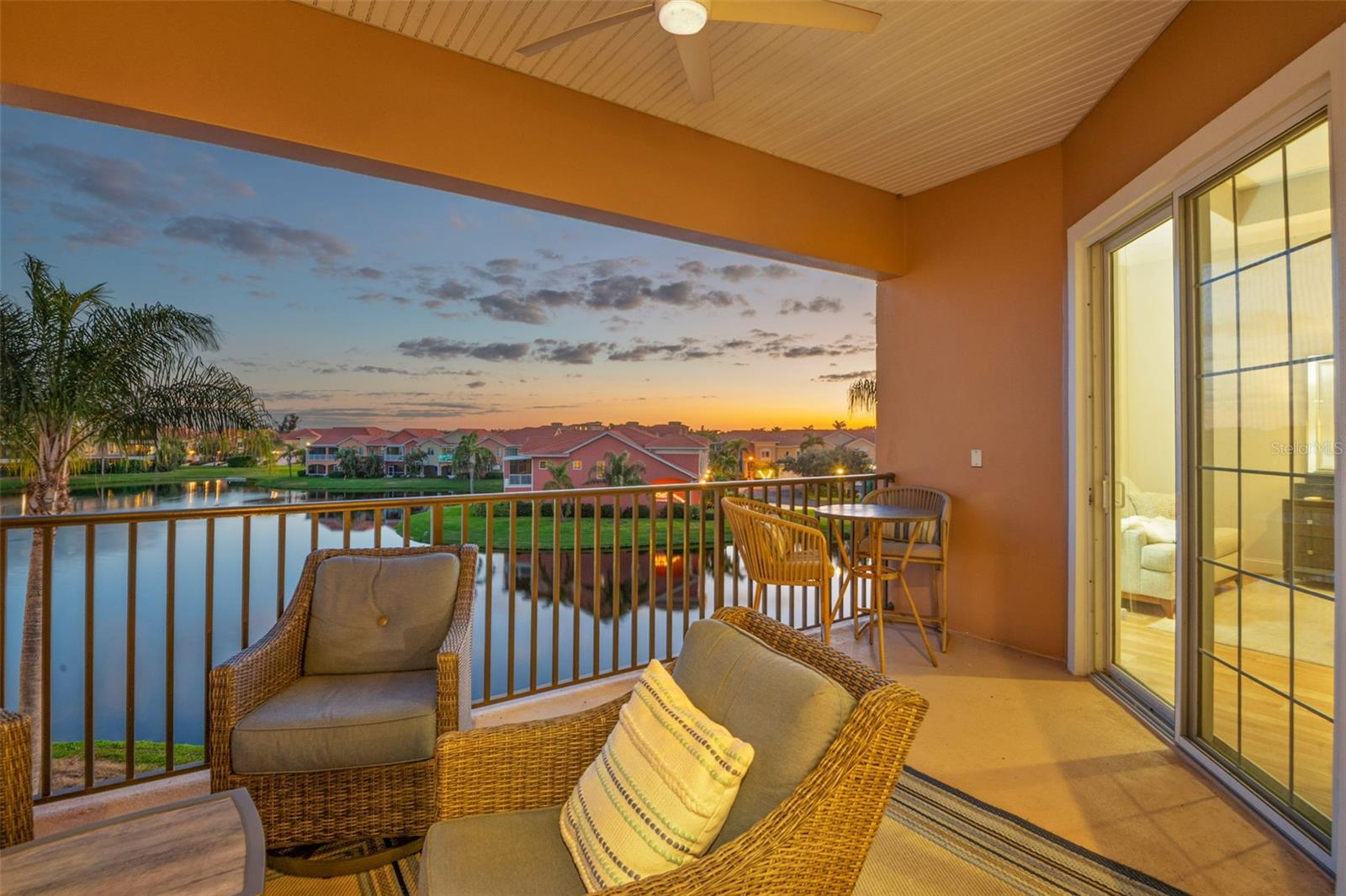 MARINA BAY CAPTIVA CONDOS - Residential