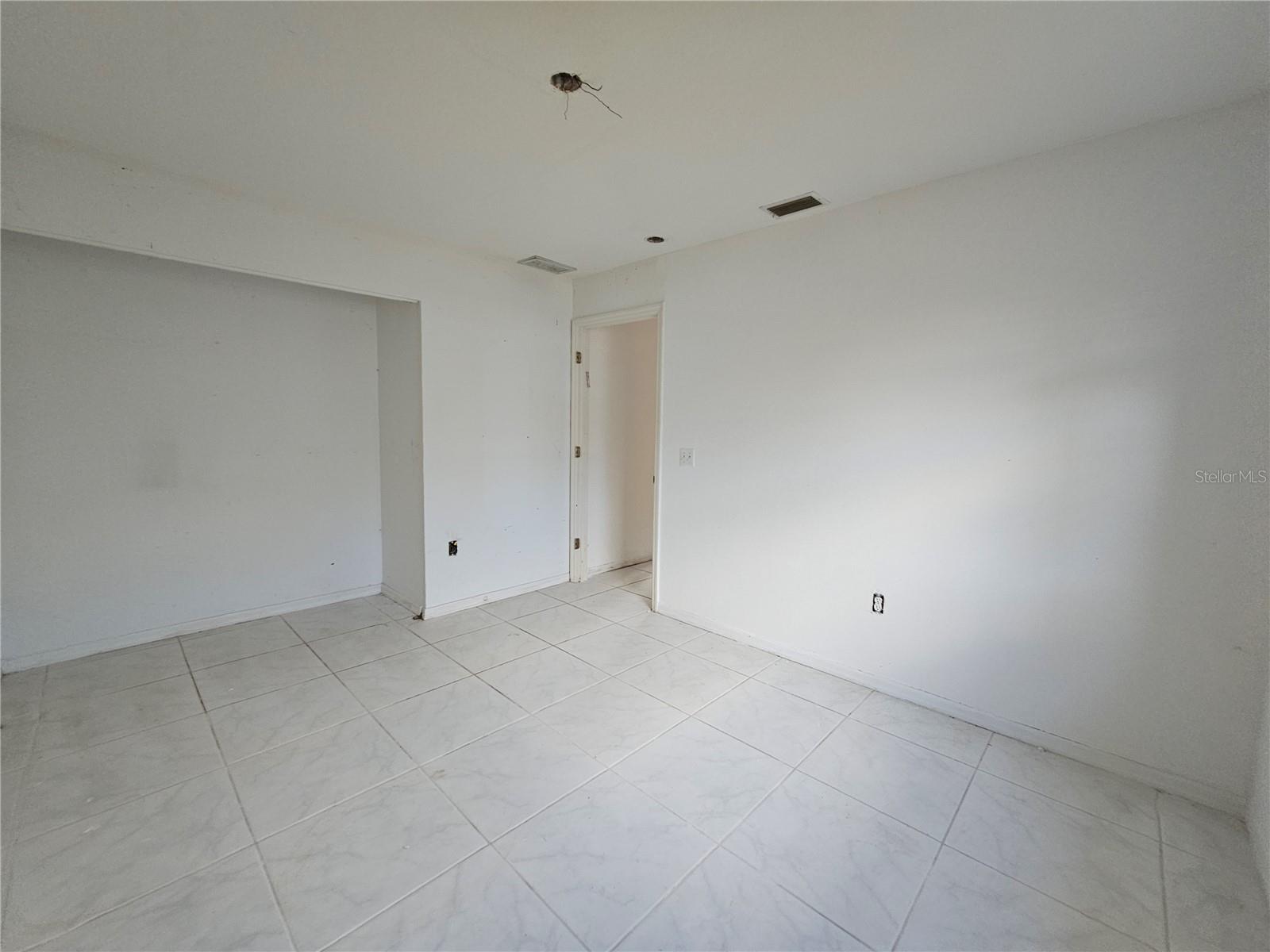 WARM MINERAL SPGS - Residential