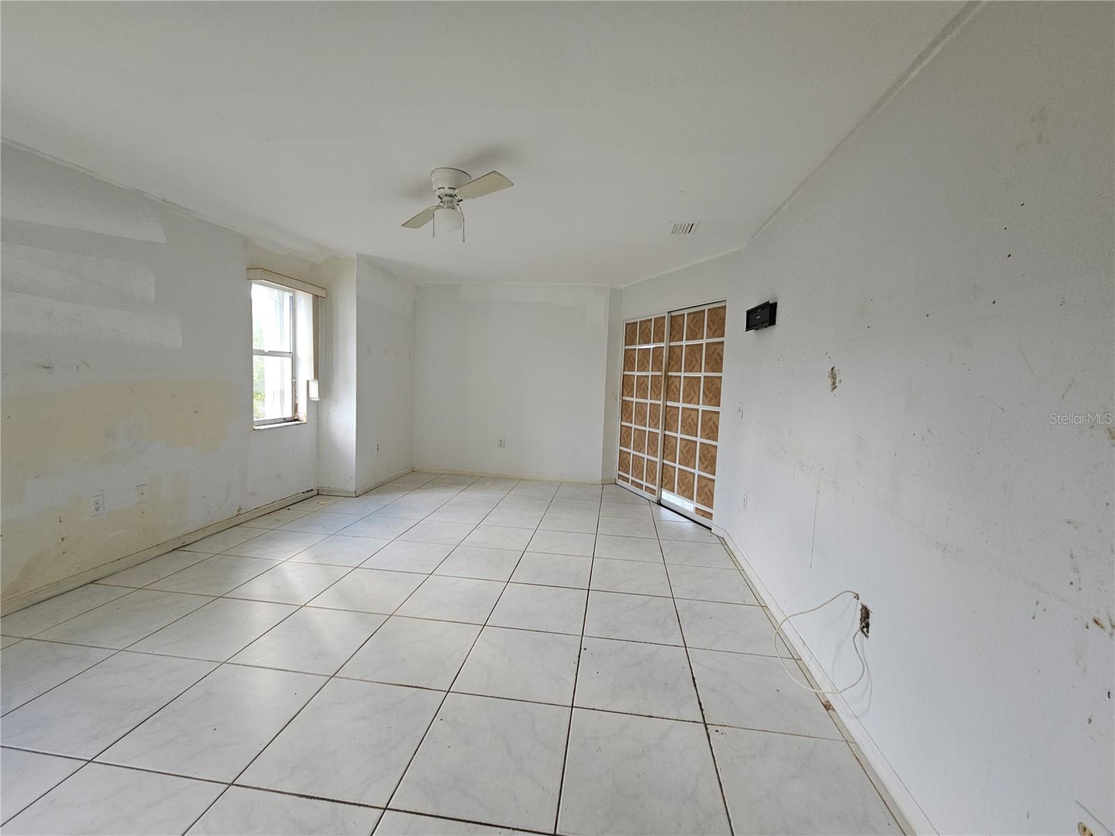 WARM MINERAL SPGS - Residential