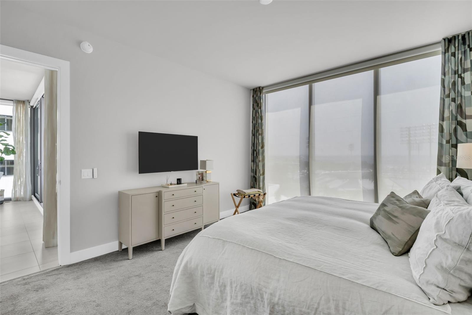 SALTAIRE CONDOMINIUM - Residential