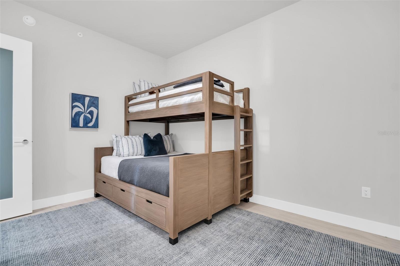 SALTAIRE CONDOMINIUM - Residential