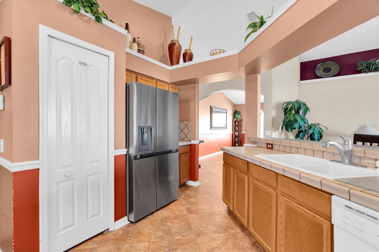 LAKESIDE TR B - Residential