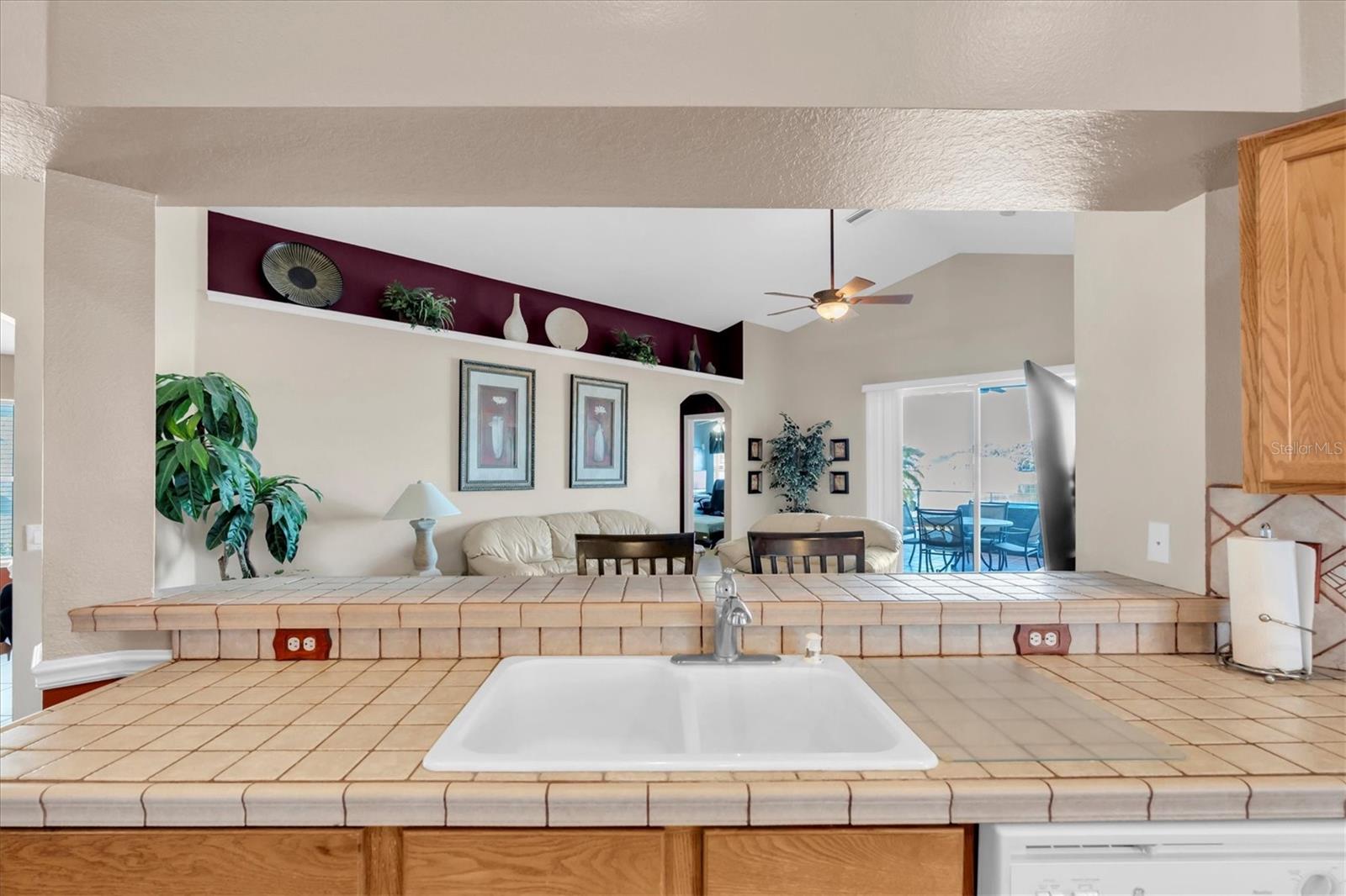 LAKESIDE TR B - Residential