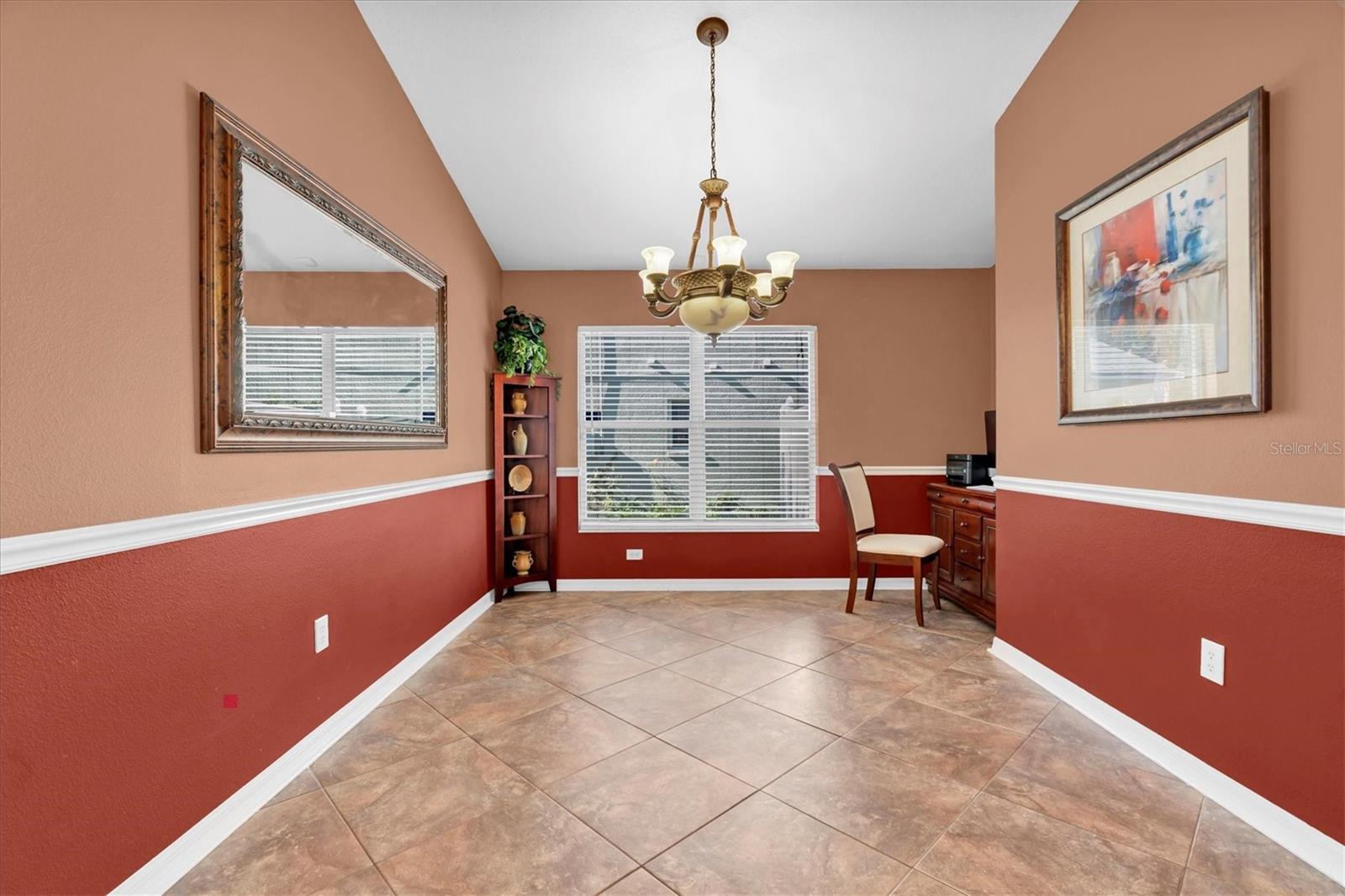 LAKESIDE TR B - Residential