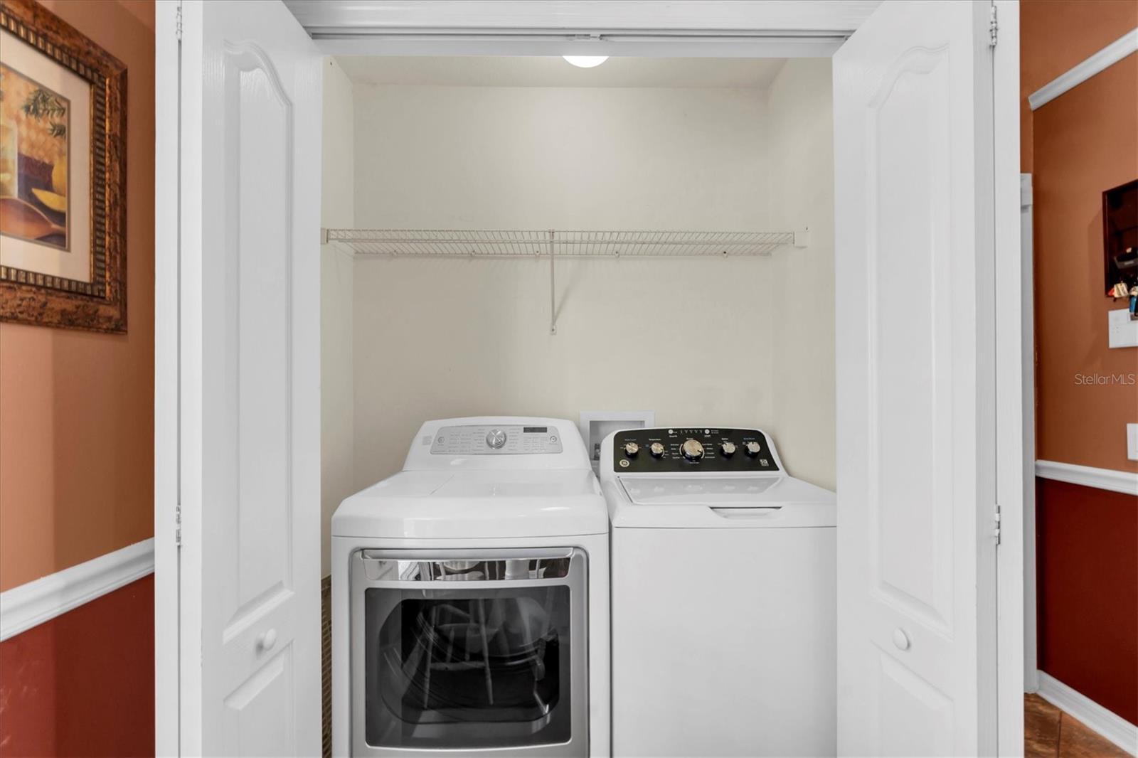 LAKESIDE TR B - Residential