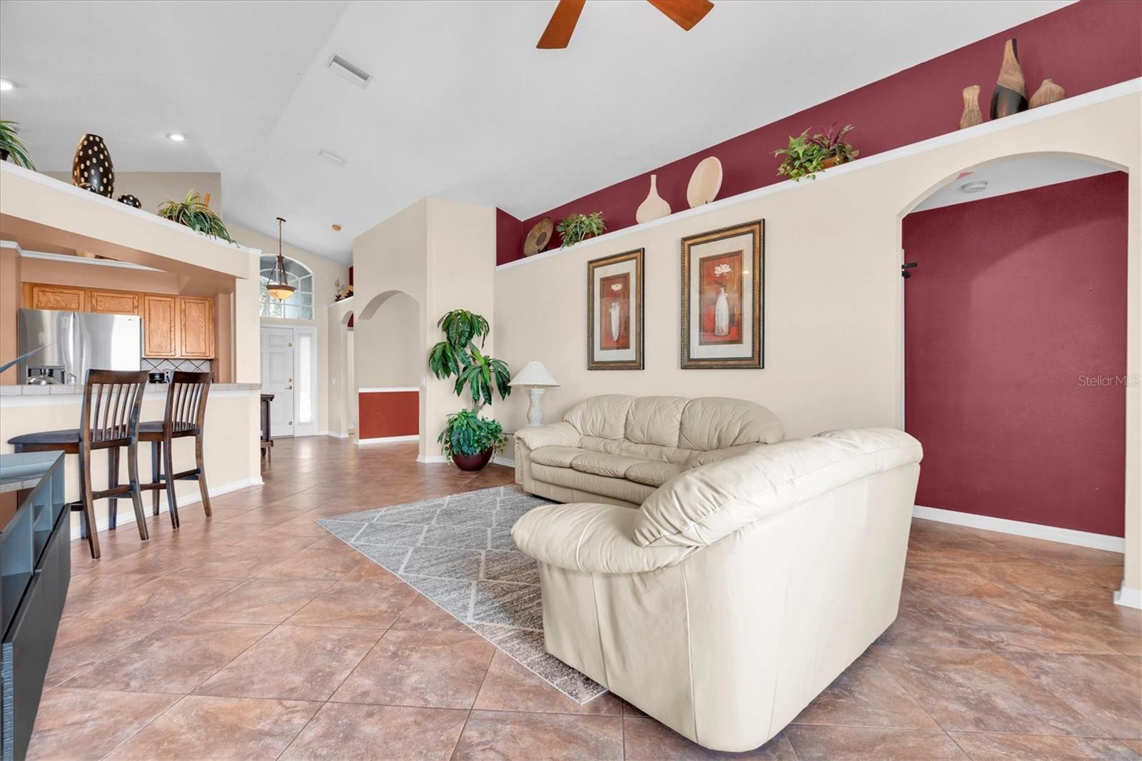 LAKESIDE TR B - Residential