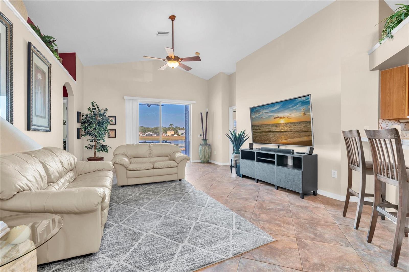 LAKESIDE TR B - Residential