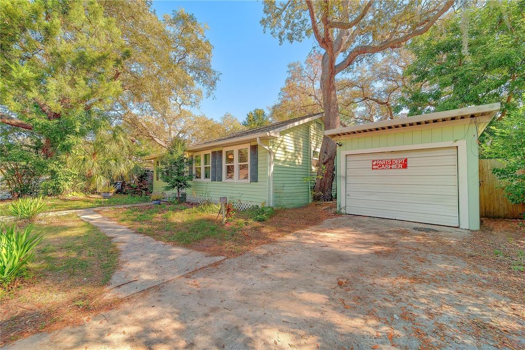 Photo of 1353 S Michigan Avenue, Clearwater, FL 33756 (MLS # TB8457474)