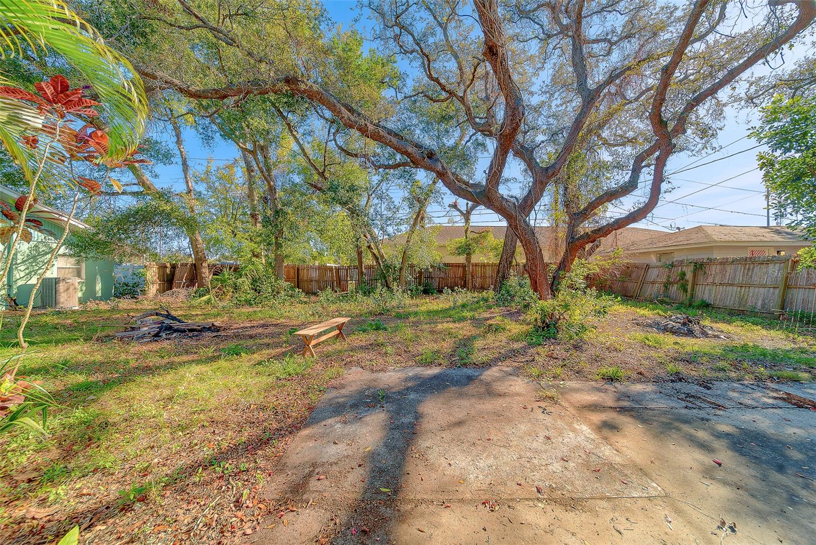 LAKEVIEW HEIGHTS - Residential