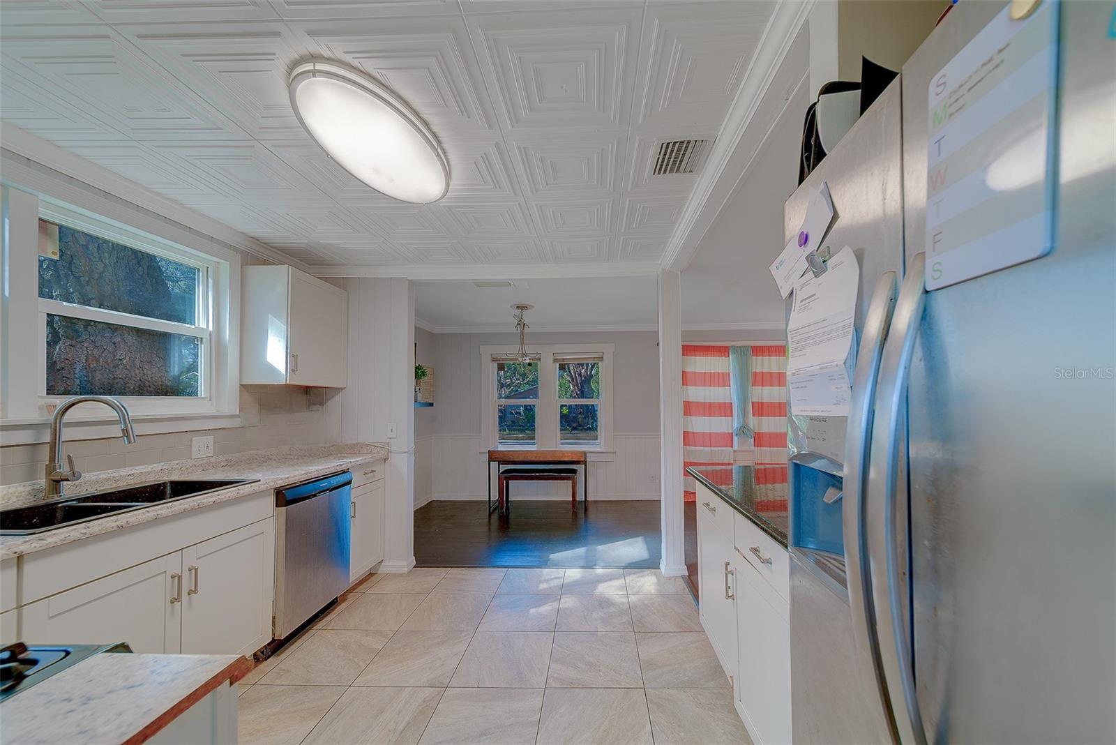 LAKEVIEW HEIGHTS - Residential