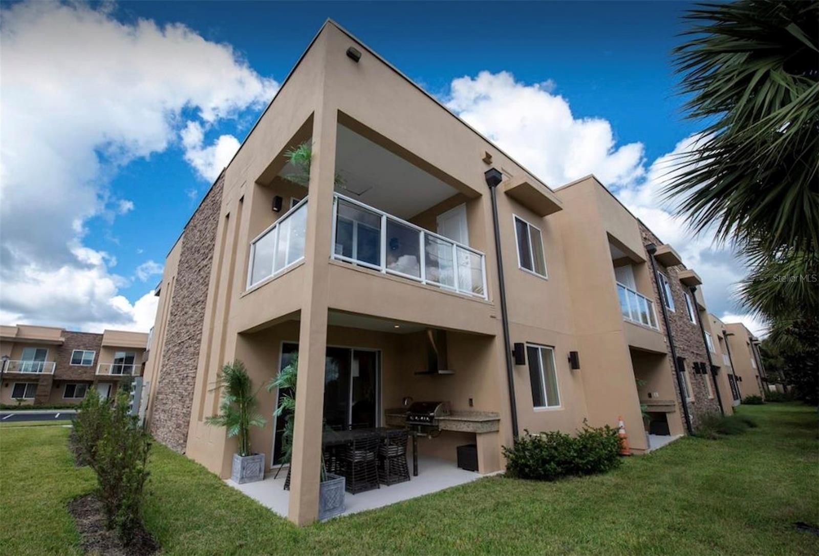 3229 BRASILIA AVENUE