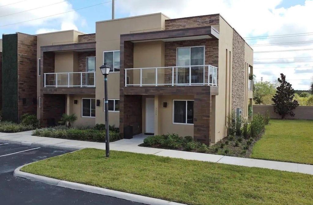 Photo of 3229 Brasilia Avenue, Kissimmee, FL 34747 (MLS # S5143074)