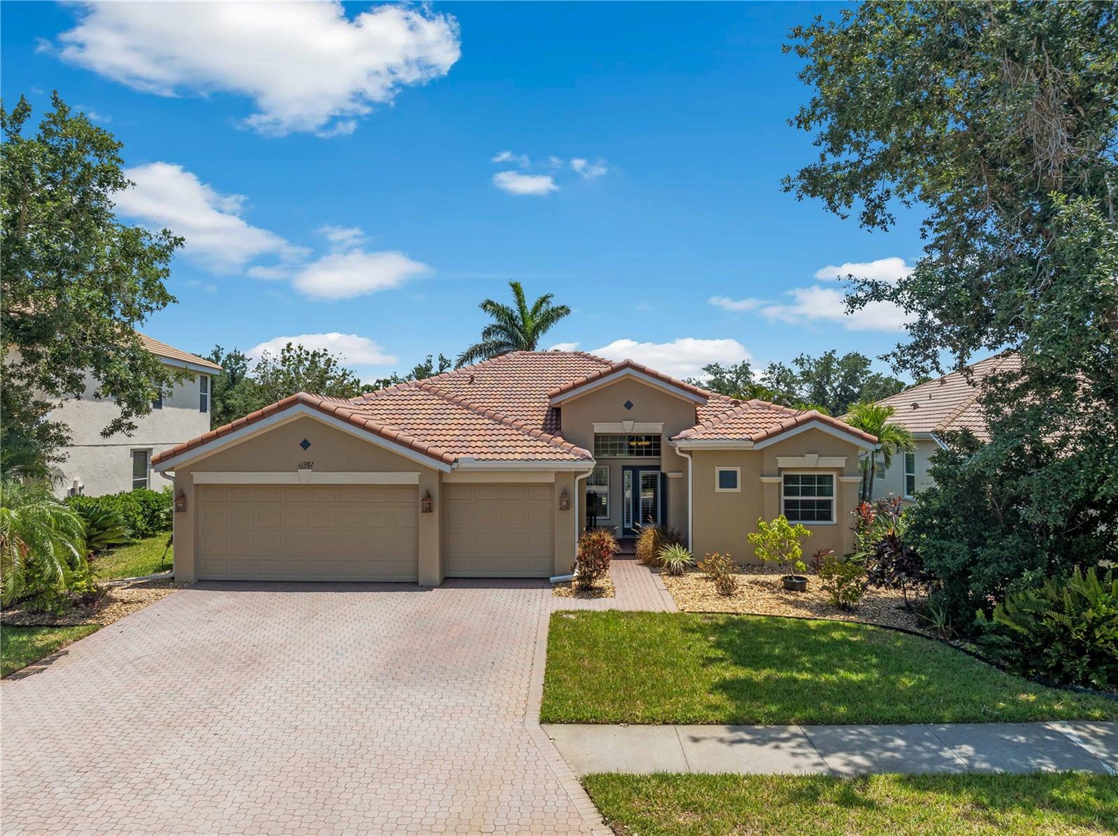 11982 GRANITE WOODS LOOP