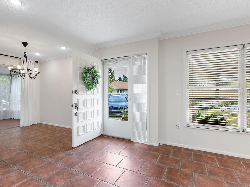Photo of 635 N Jefferson Avenue #635, Sarasota, FL 34237 (MLS # A4652106)