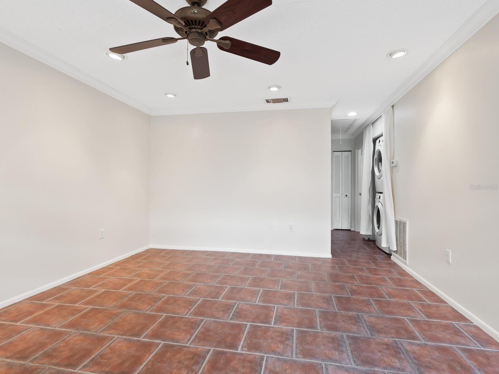 635 N JEFFERSON AVENUE 635
