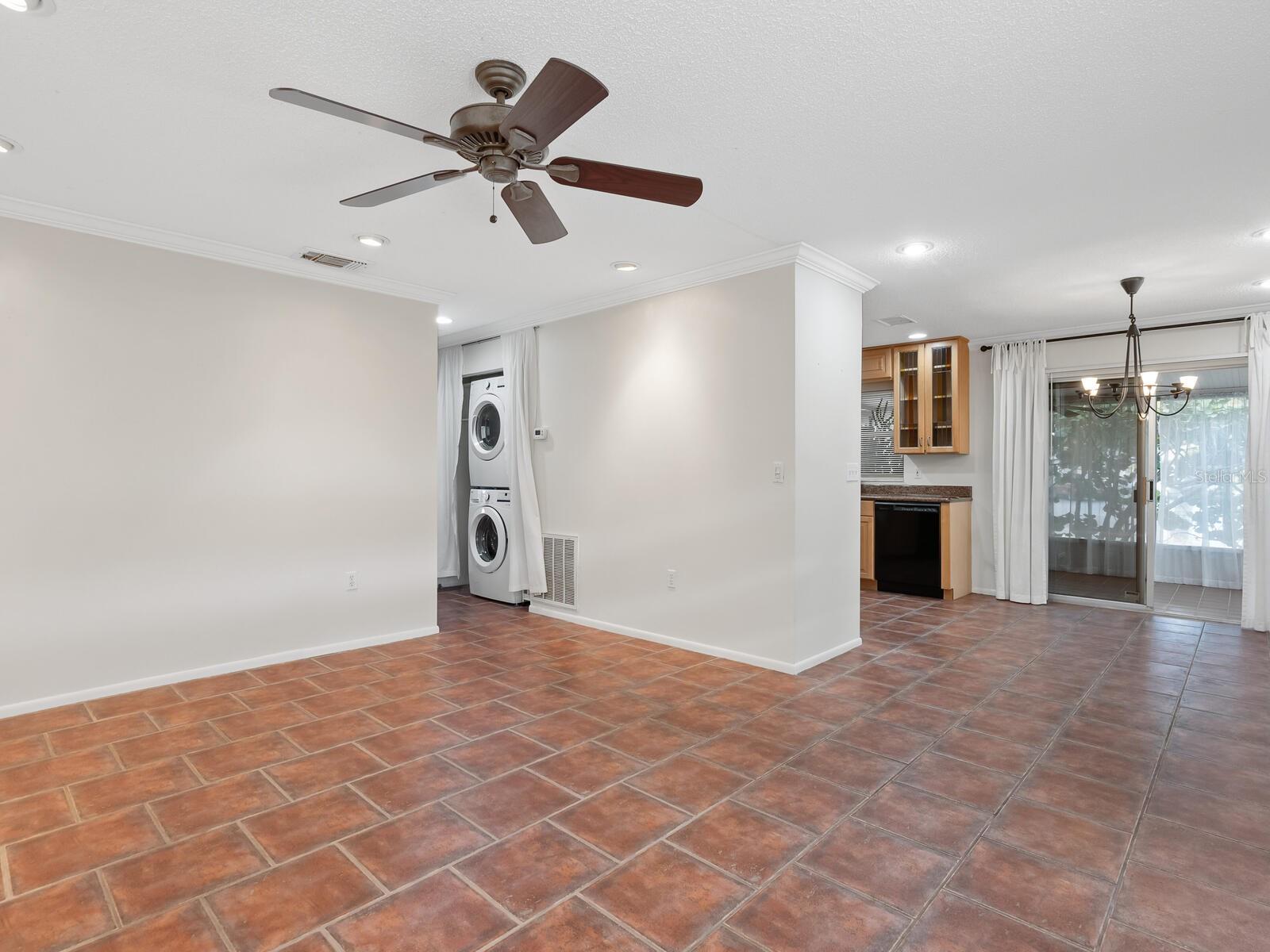 635 N JEFFERSON AVENUE 635