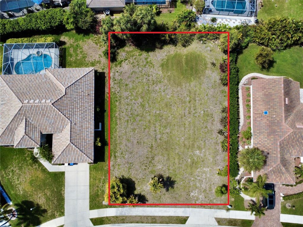 Photo of 565 Park Estates Square, Venice, FL 34293 (MLS # N6143598)