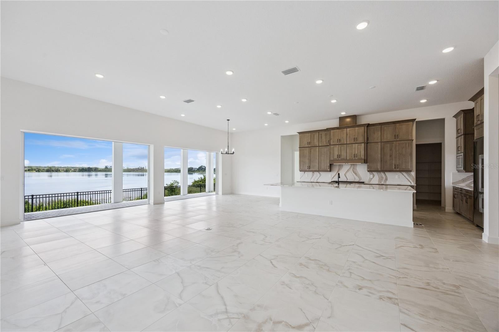 14168 LARKSPUR LAKE DRIVE
