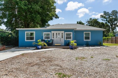 Photo of 1009 N Betty Lane, Clearwater, FL 33755 (MLS # W7879196)