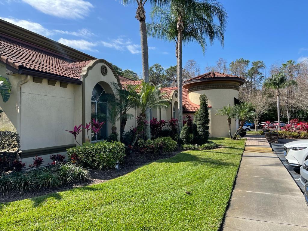 RESIDENCES/MILLENIA - Residential Lease