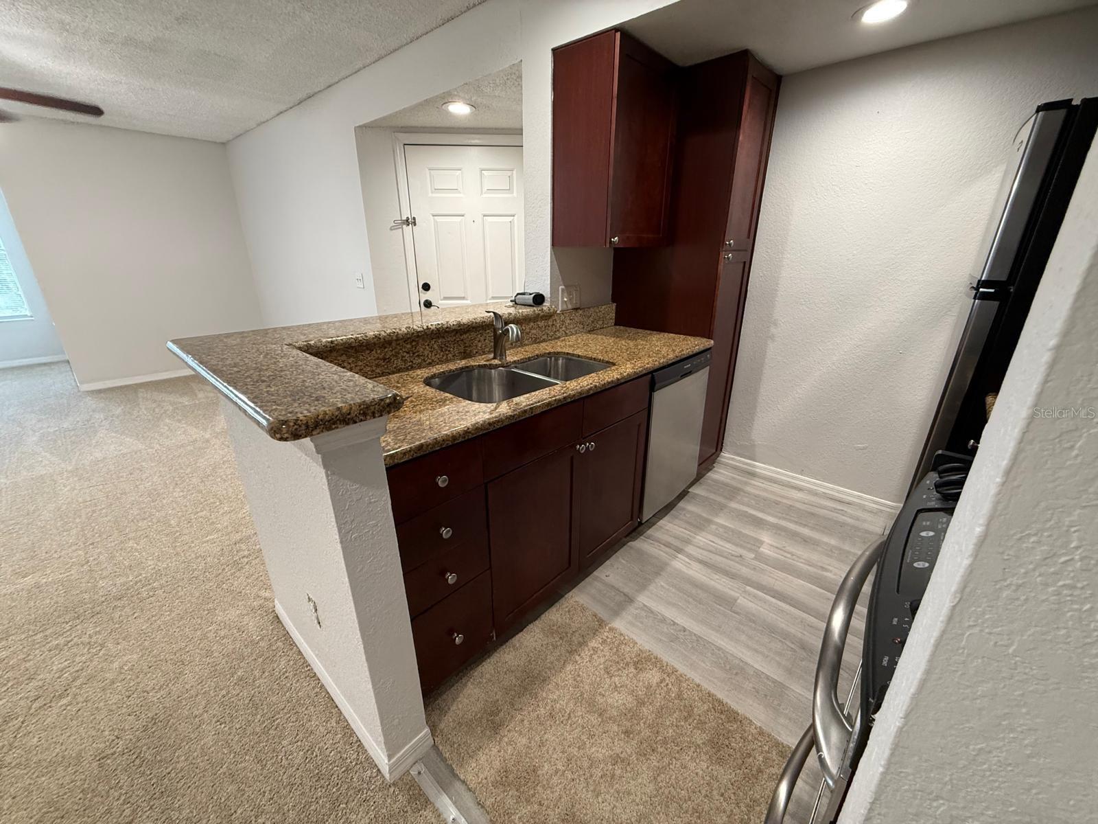 RESIDENCES/MILLENIA - Residential Lease