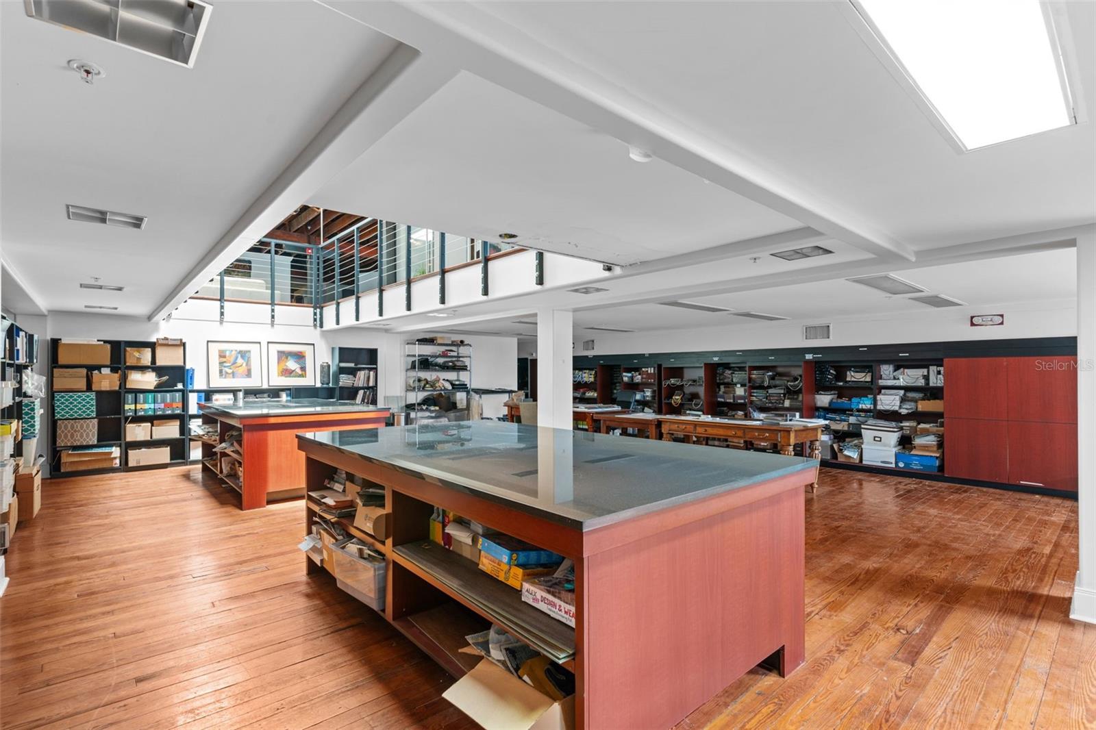 INTERSTATE INVESTMENT CO - Commercial Sale