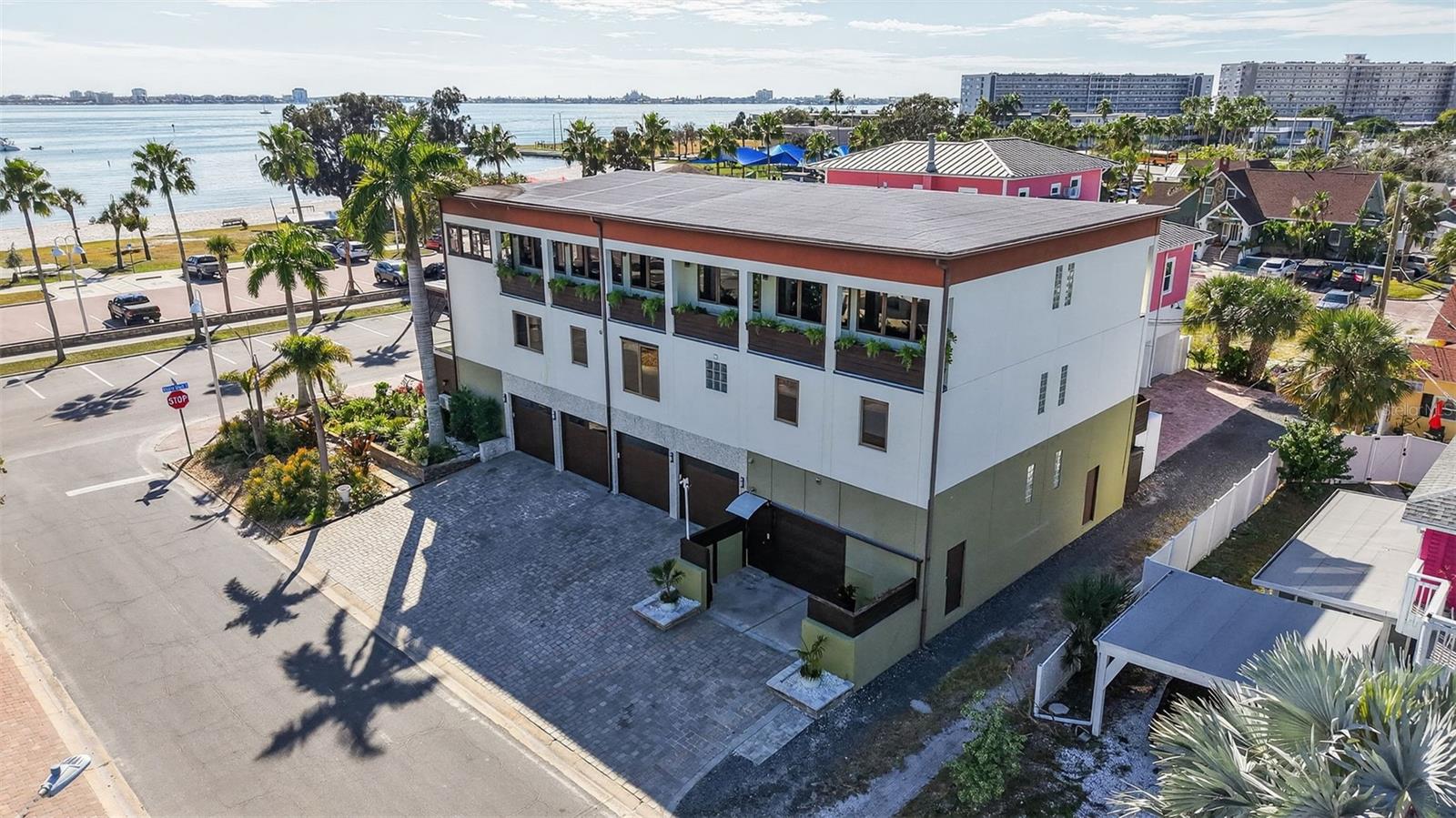 BOCA CEIGA PARK - Residential