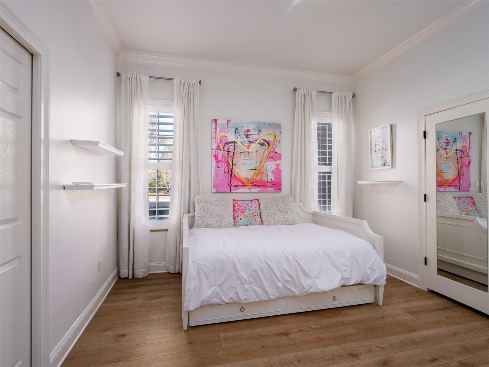 THE GROVE - Residential