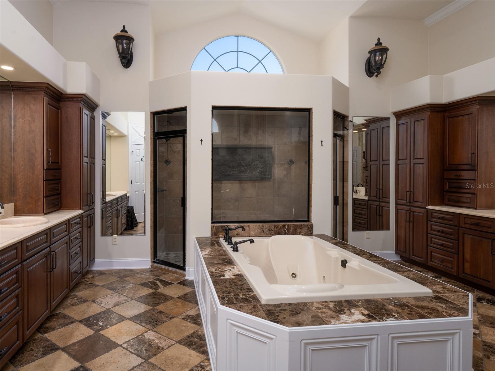 THE GROVE - Residential