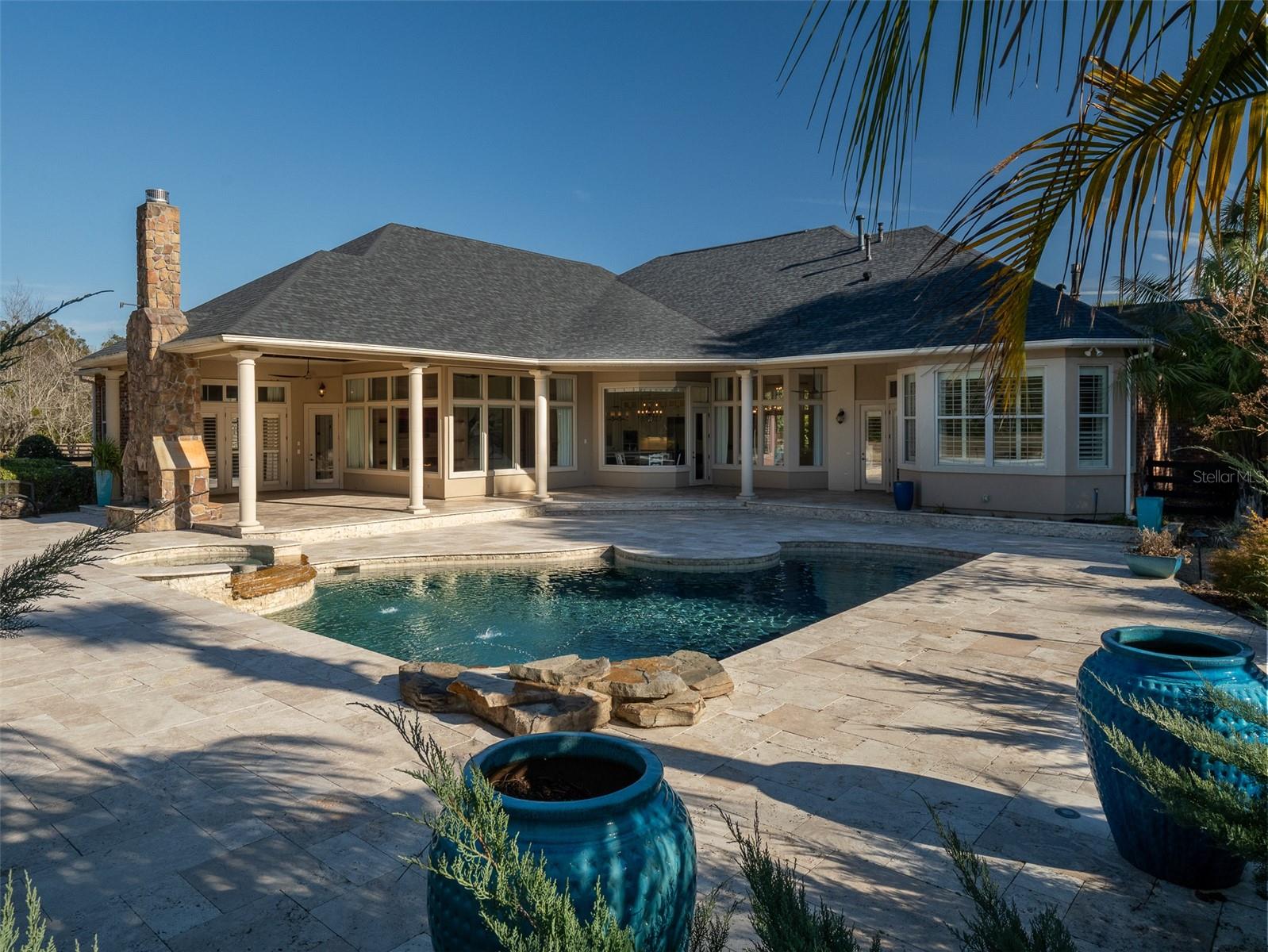 THE GROVE - Residential