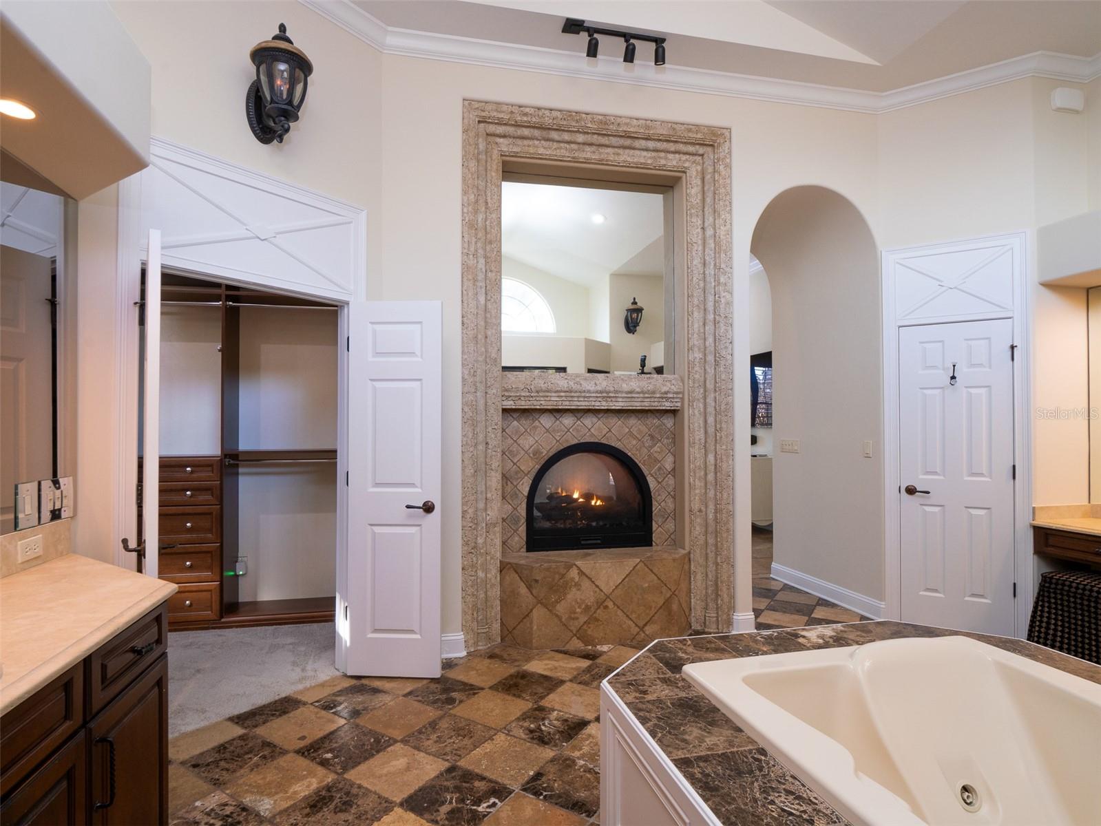 THE GROVE - Residential