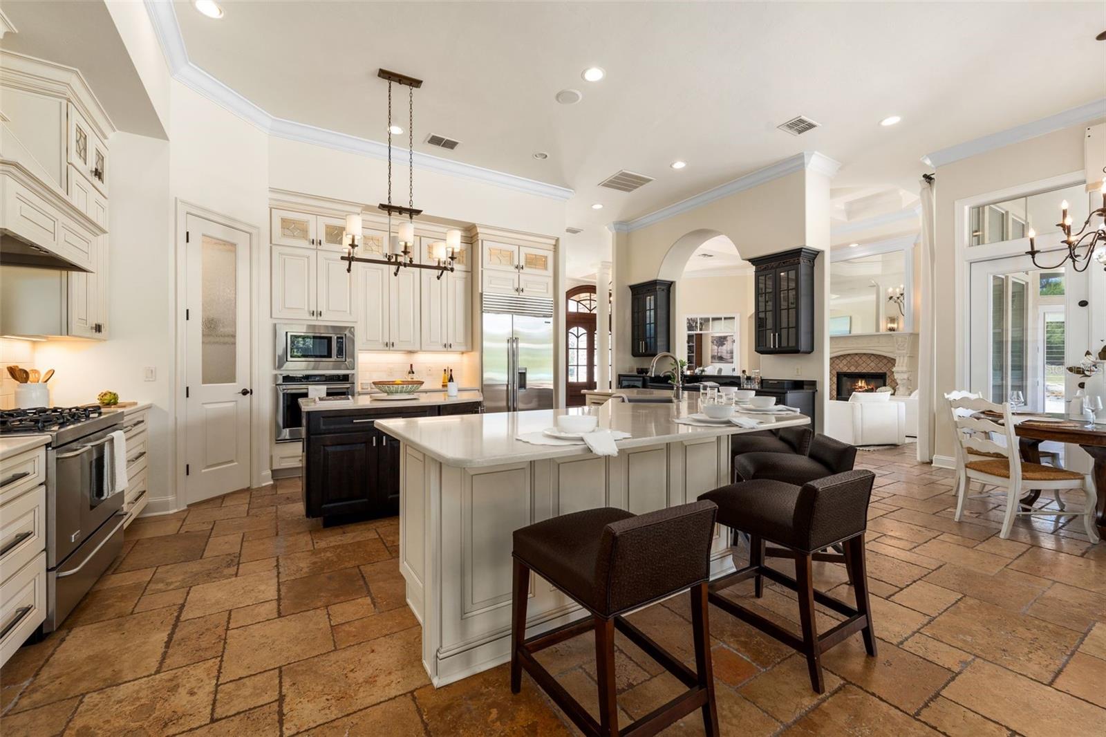 THE GROVE - Residential