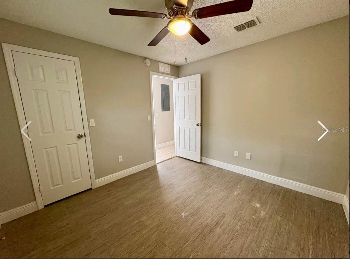 DREAMWOLD - Residential Lease