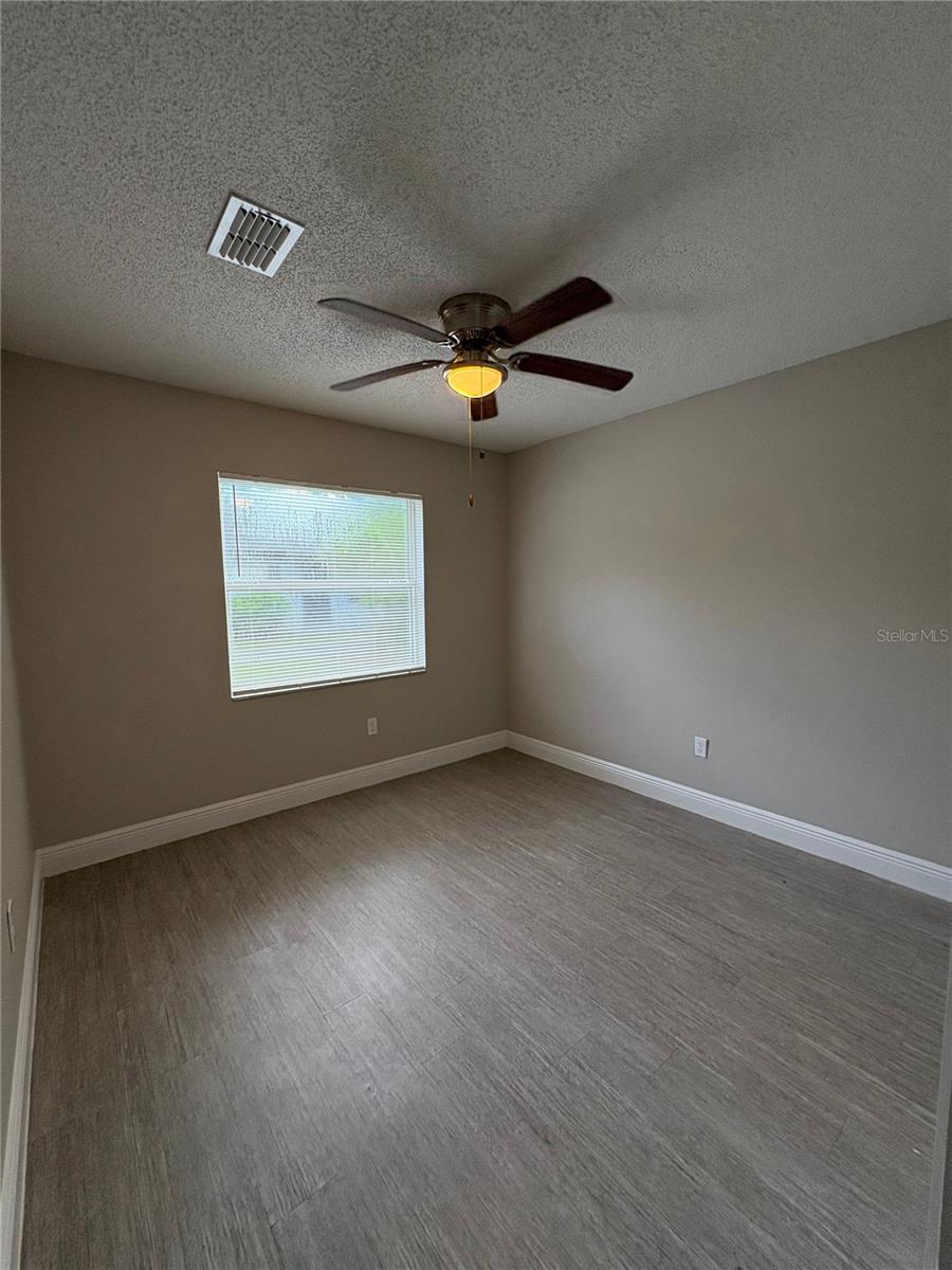 DREAMWOLD - Residential Lease