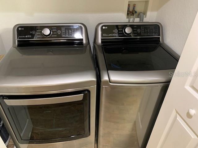 BROADWAY PROMENADE - Residential Lease