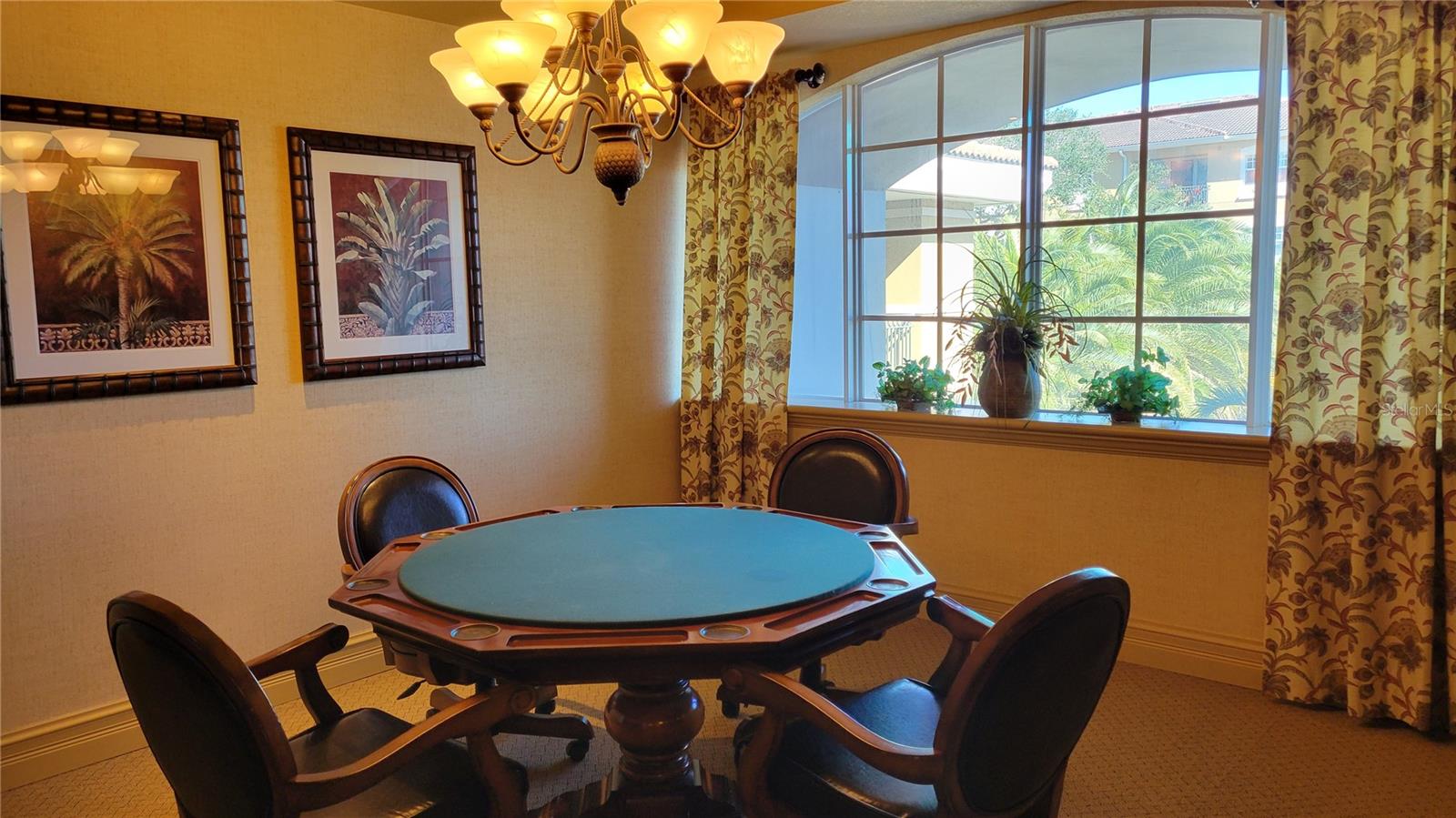 BROADWAY PROMENADE - Residential Lease